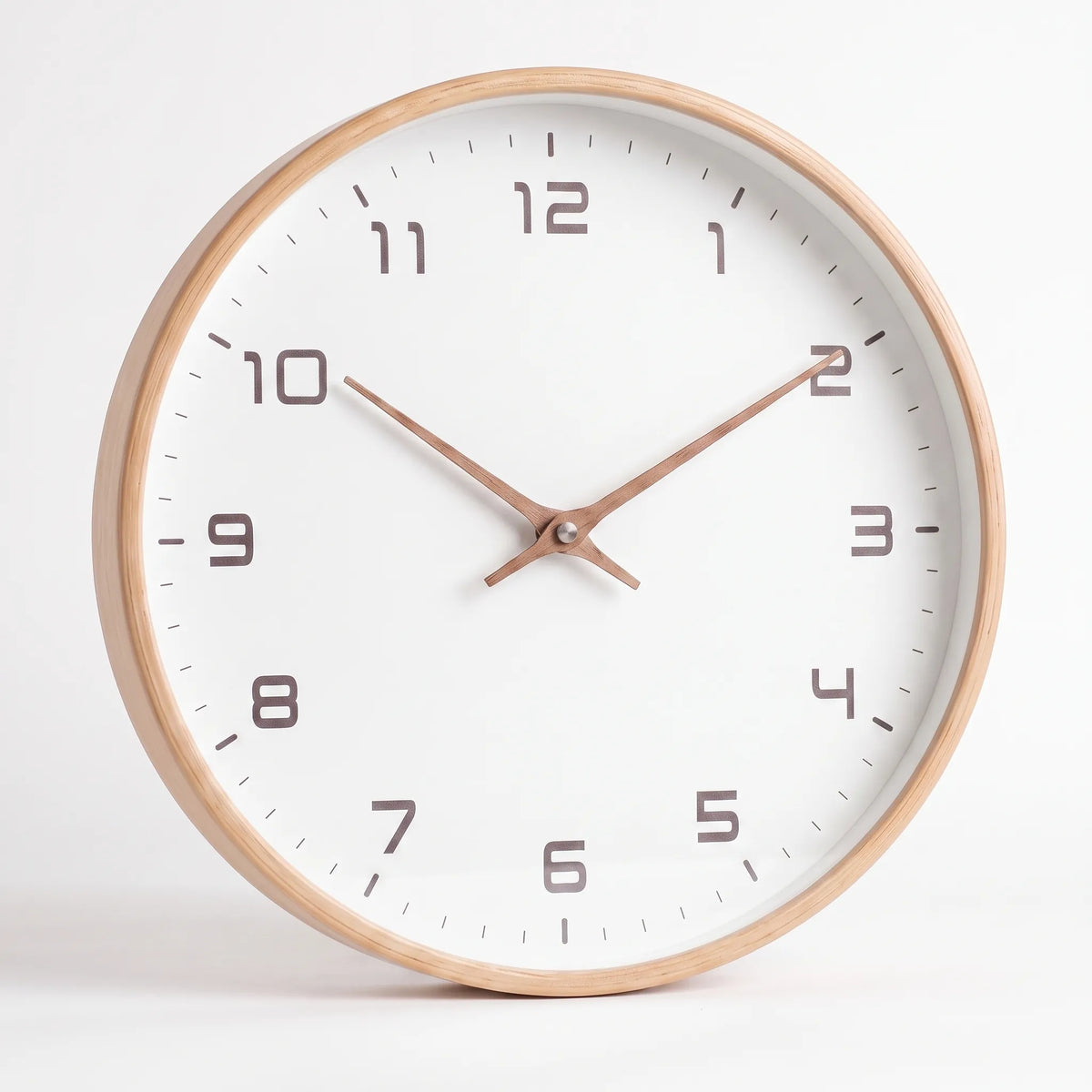 Aevora - Modern Minimalist Round Wall Clock Tracking The Time